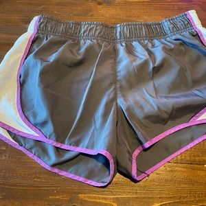 SO workout shorts size medium